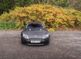 2009 ASTON MARTIN V8 VANTAGE ROADSTER - 15,616 MILES