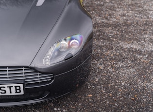 2009 ASTON MARTIN V8 VANTAGE ROADSTER - 15,616 MILES