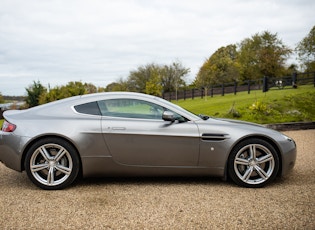 2009 ASTON MARTIN V8 VANTAGE - 21,719 MILES - MANUAL