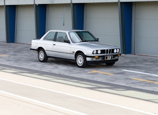1985 BMW (E30) 323I
