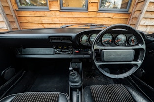 1985 PORSCHE 911 CARRERA 3.2 TARGA