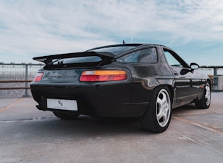 1990 PORSCHE 928 S4 