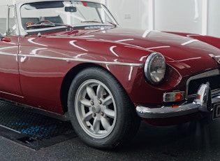 1973 MGB Roadster – Oselli Engine   