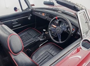 1973 MGB Roadster – Oselli Engine   