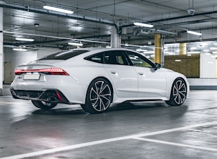 2021 AUDI RS7