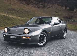 1986 PORSCHE 944