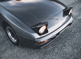 1986 PORSCHE 944