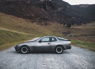 1986 PORSCHE 944