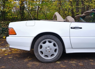 1994 MERCEDES-BENZ (R129) SL 280