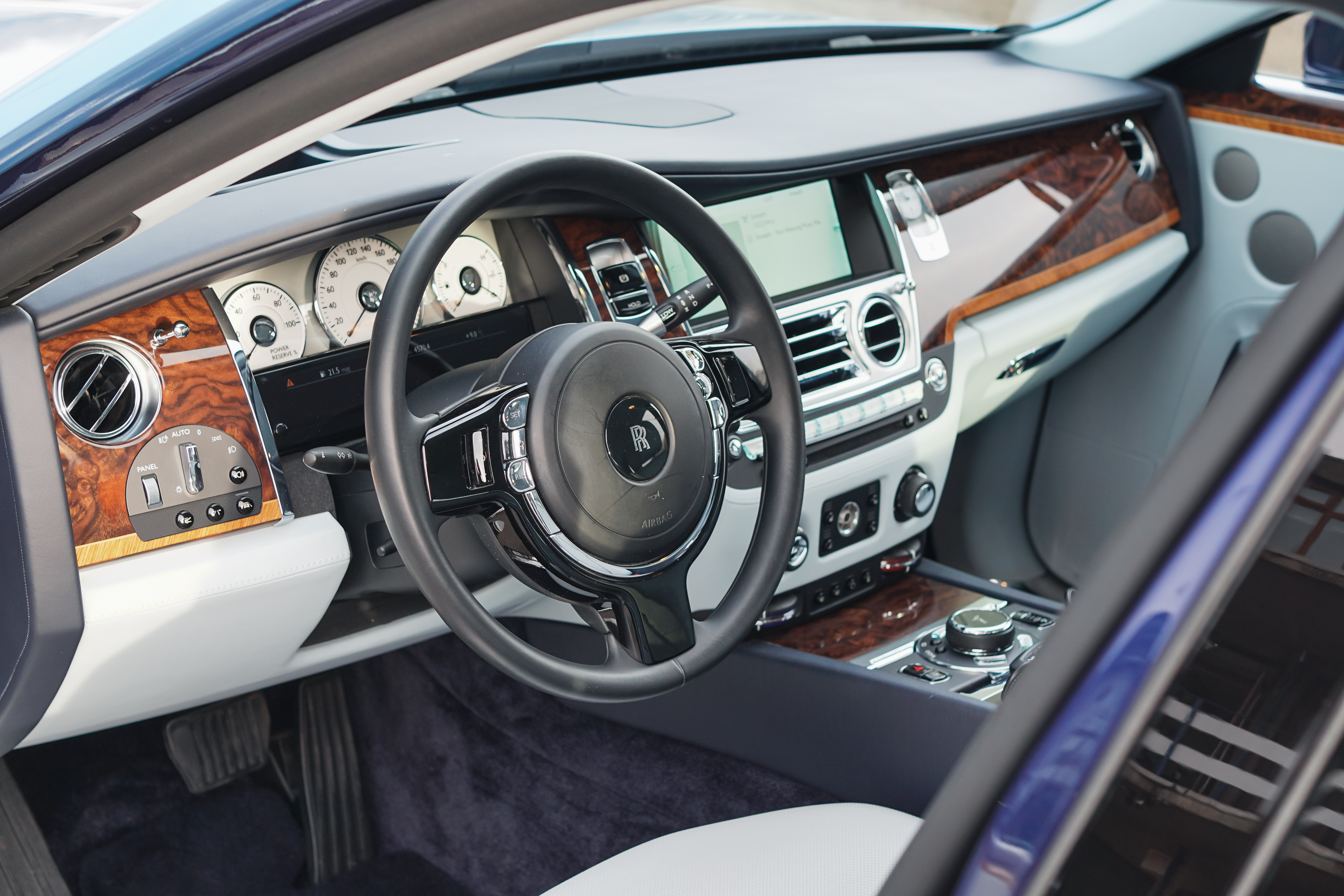 2014 ROLLS-ROYCE GHOST - LHD for sale by auction in London, United Kingdom, image size:1263x842