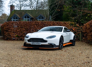 2017 ASTON MARTIN VANTAGE GT8 - 840 MILES