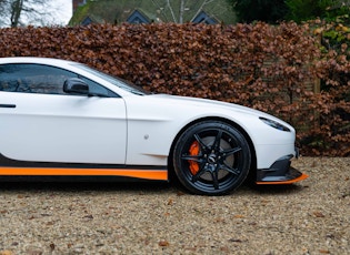 2017 ASTON MARTIN VANTAGE GT8 - 840 MILES