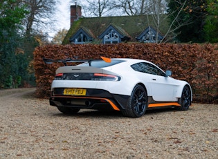 2017 ASTON MARTIN VANTAGE GT8 - 840 MILES