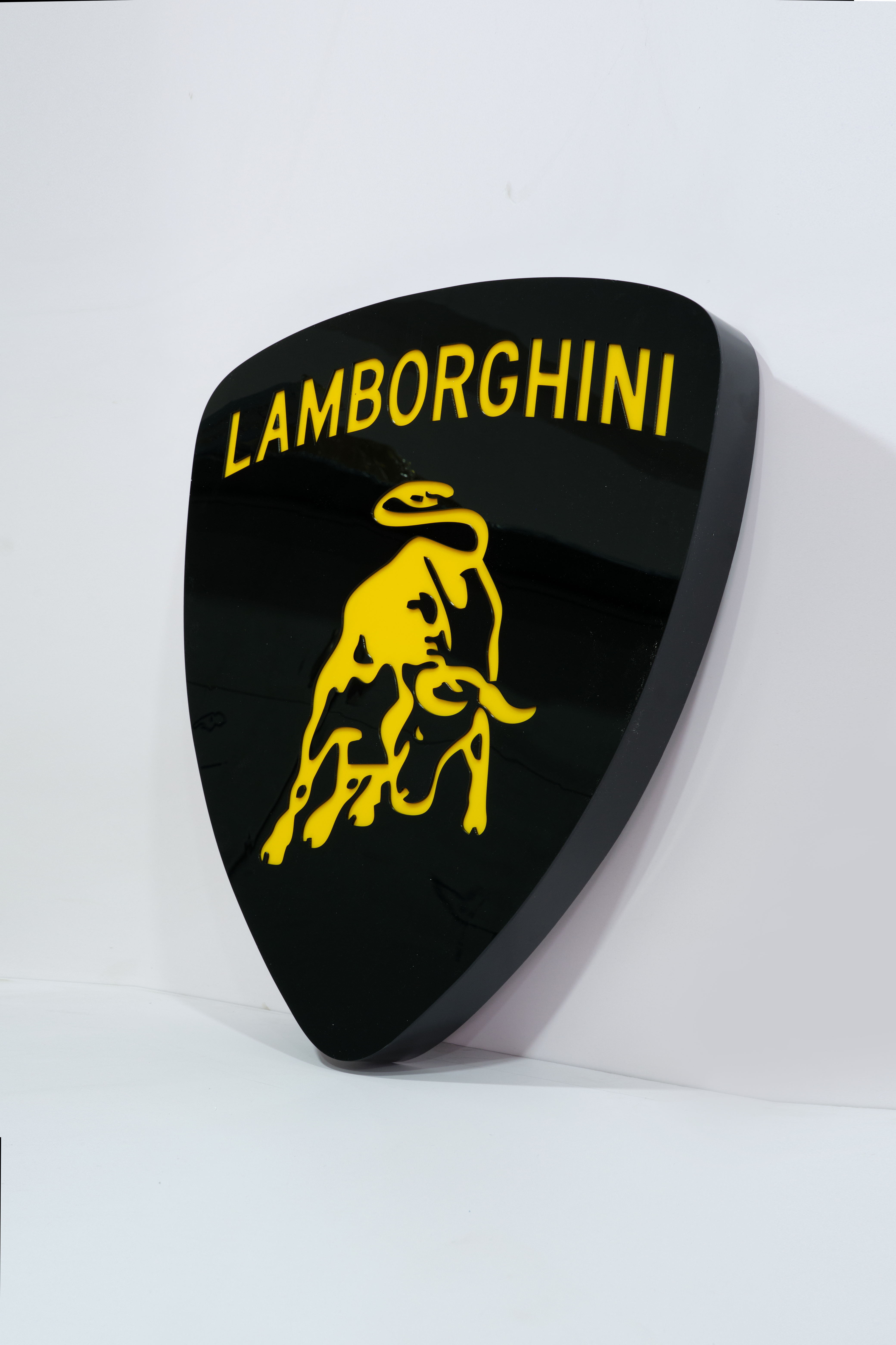 LAMBORGHINI ILLUMINATED SIGN for sale by auction in Istanbul, Turkey, image size:1263x1894