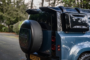 2021 LAND ROVER DEFENDER 110 P300 S