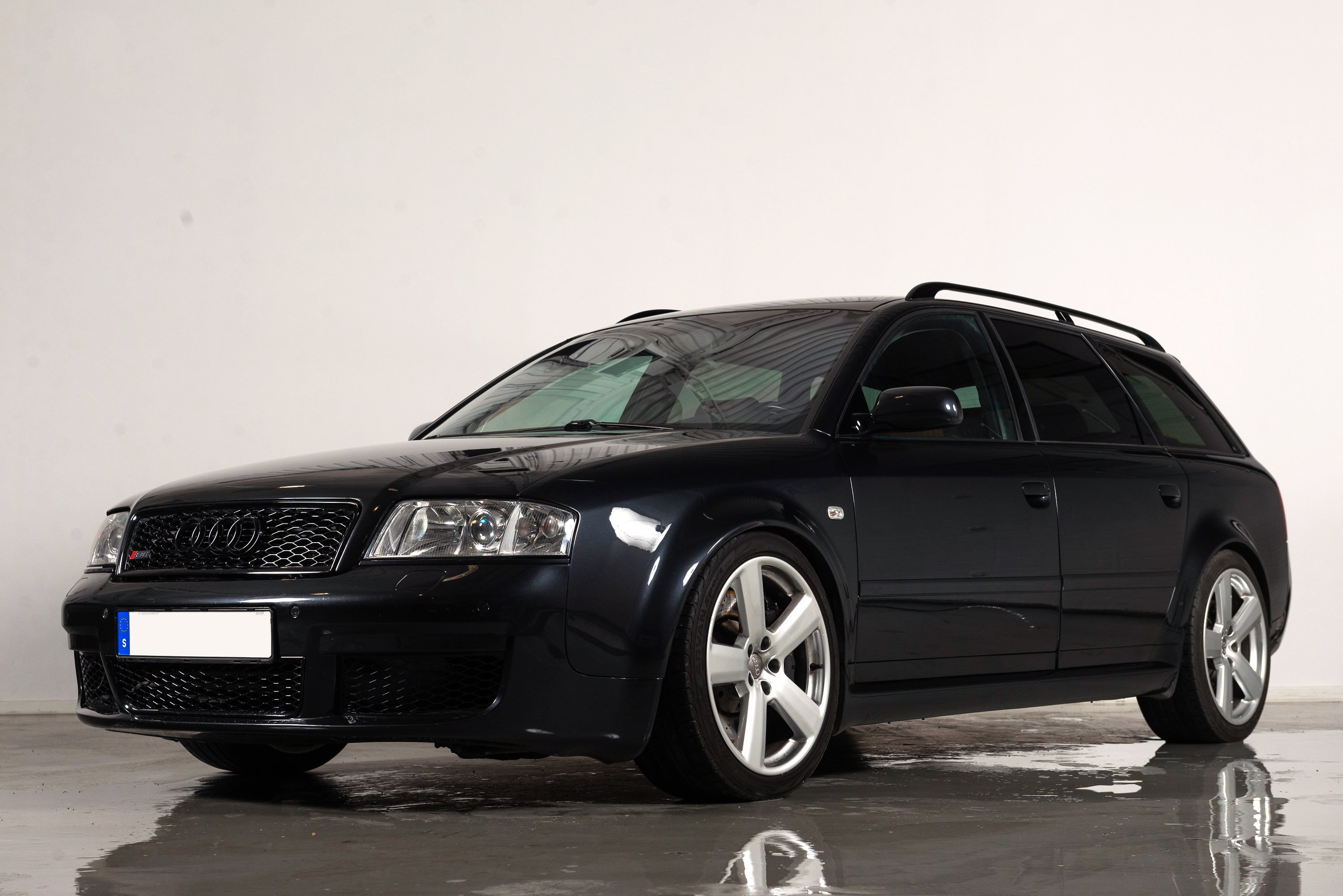 2005 AUDI (C5) RS6 AVANT PLUS for sale by auction in Göteborg, Sweden
