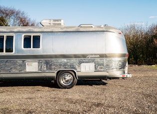 1984 CHEVROLET AIRSTREAM 270 EXCELLA 