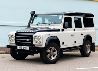 2009 LAND ROVER DEFENDER 110 XS 'ICE EDITION' - 41,500 KM