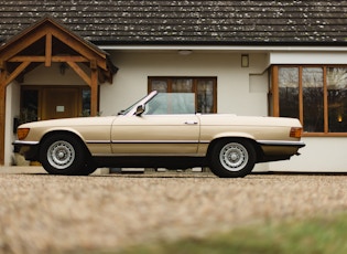 1984 MERCEDES-BENZ (R107) 280 SL 