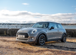 2018 MINI COOPER - 19,503 MILES