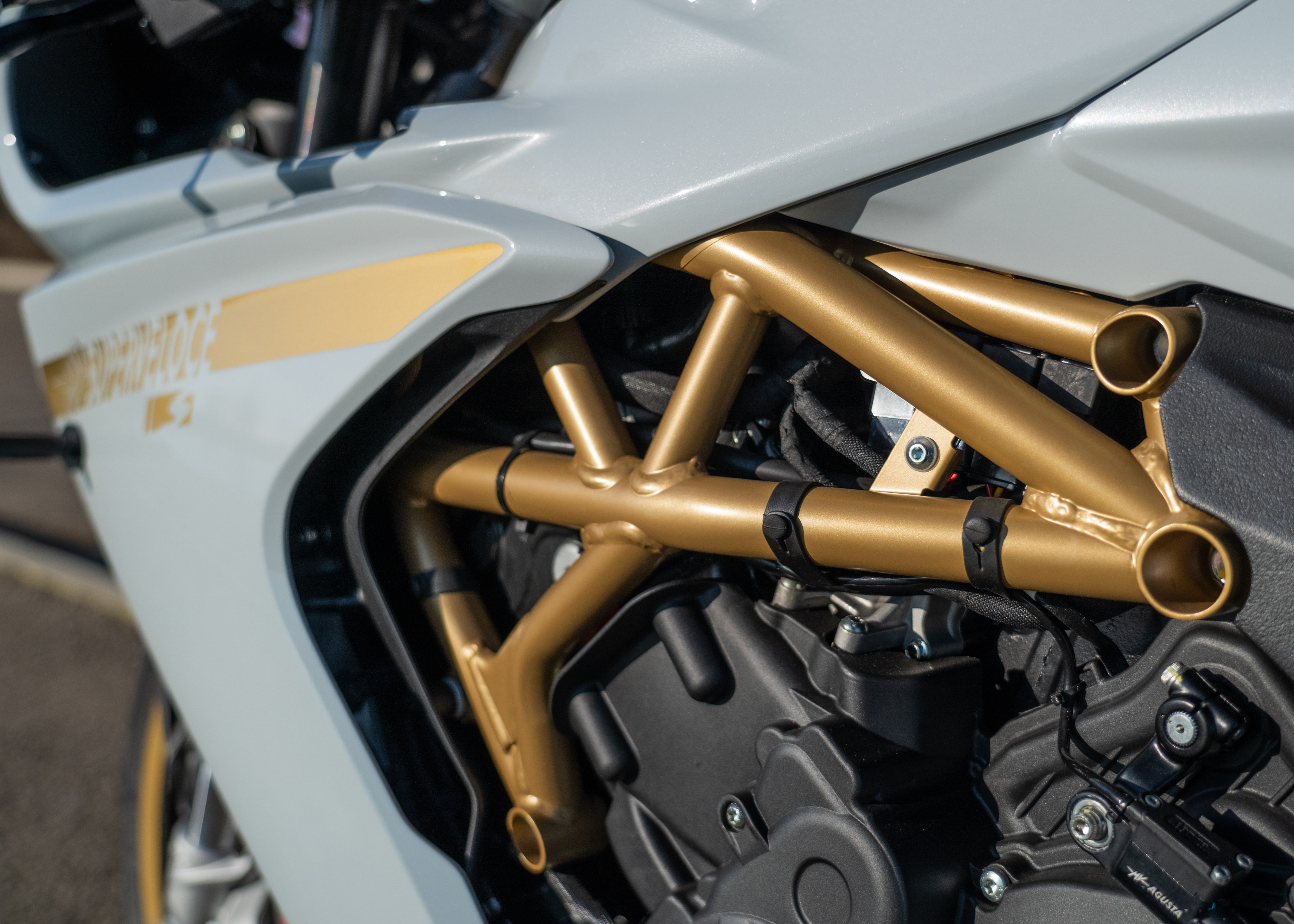 2022 MV AGUSTA SUPERVELOCE S - 105 MILES for sale by auction