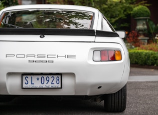 1981 PORSCHE 928 S - MANUAL