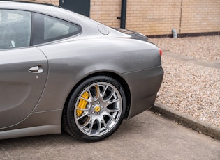 2009 FERRARI 612 SCAGLIETTI - ONE TO ONE 