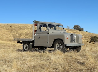 1966 LAND ROVER SERIES IIA PLUS 35 - 109" TRAY