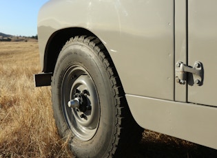 1966 LAND ROVER SERIES IIA PLUS 35 - 109" TRAY