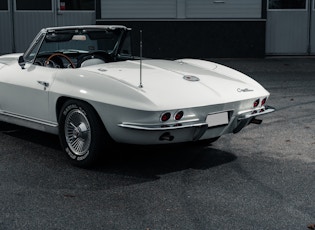 1963 Chevrolet Corvette Stingray (C2) Convertible