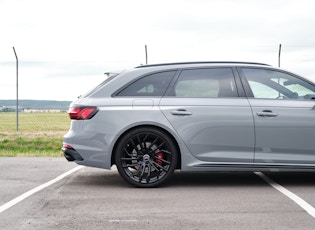 2020 AUDI RS4 AVANT