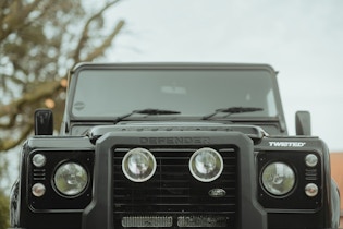 2015 LAND ROVER DEFENDER 90 XS 'TWISTED' - 2,473 MILES