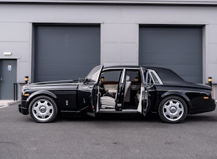 2005 ROLLS-ROYCE PHANTOM - 27,291 MILES