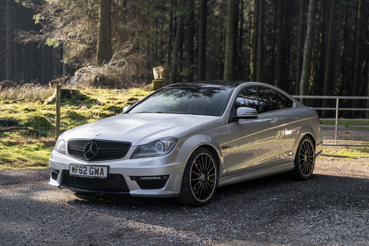 2012 MERCEDES-BENZ (W204) C63 AMG COUPE - SUPERCHARGED