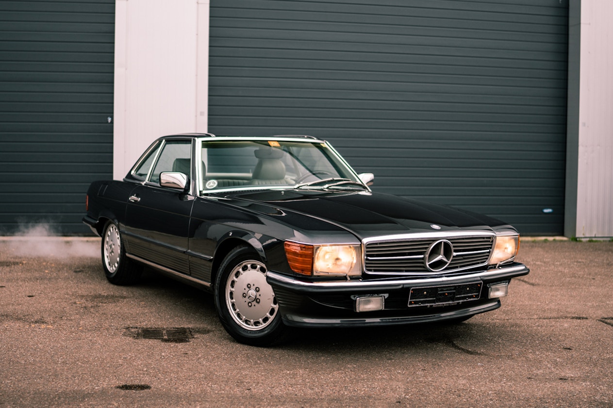 1987 MERCEDES-BENZ (R107) 500 SL 