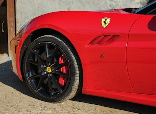 2013 FERRARI CALIFORNIA 30