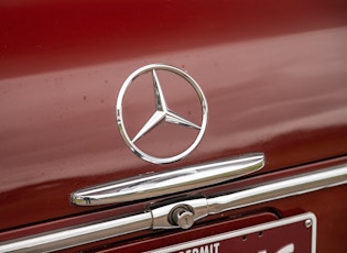 1967 MERCEDES-BENZ (W112) 300SE COUPE