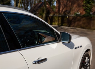 2017 MASERATI LEVANTE