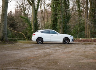 2017 MASERATI LEVANTE