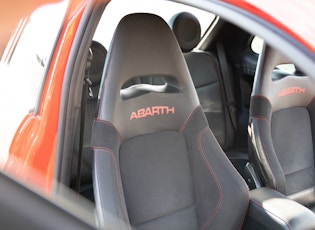 2010 ABARTH 695 TRIBUTO FERRARI