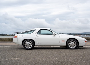  1988 PORSCHE 928 S4 SPORT EQUIPMENT 