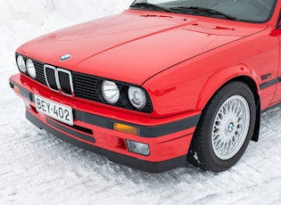 1990 BMW (E30) 318IS