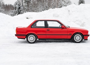 1990 BMW (E30) 318IS