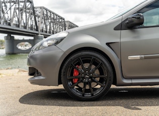 2012 RENAULT CLIO RS ‘ANGEL & DEMON’