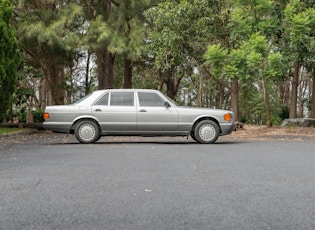 1988 MERCEDES-BENZ (W126) 560 SEL