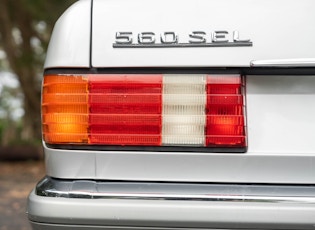 1988 MERCEDES-BENZ (W126) 560 SEL