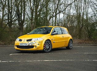 2007 RENAULTSPORT MEGANE 230 F1 TEAM R26