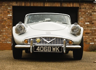 1963 DAIMLER DART SP250