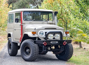 1977 TOYOTA FJ40 LAND CRUISER