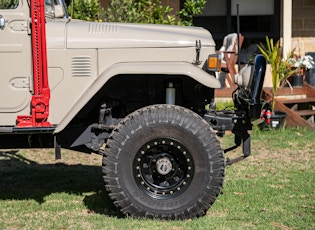 1977 TOYOTA FJ40 LAND CRUISER